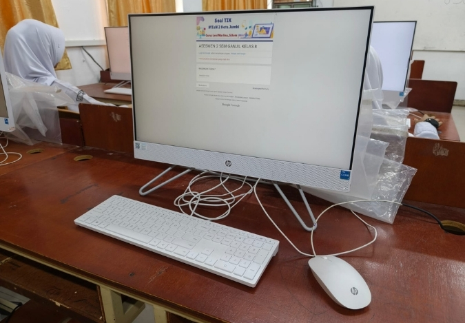 Ujian Berbasis Layar, Jawaban Berbasis Nalar Ujian Berbasis Layar, Jawaban Berbasis Nalar