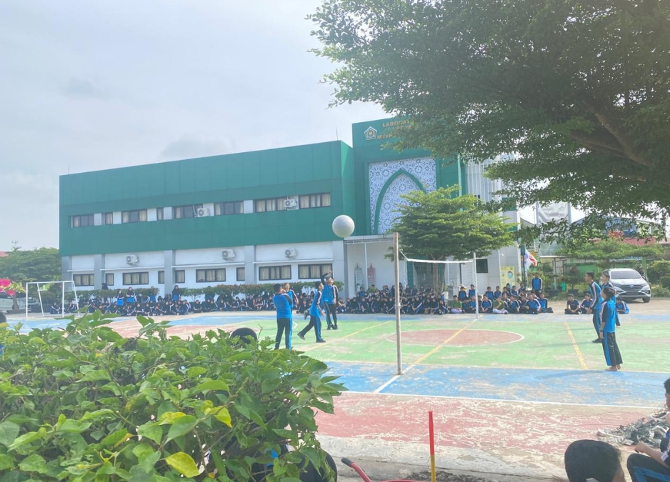 Tawa, Sorak, dan Strategi: Warna-warni Classmeeting Hari Kedua