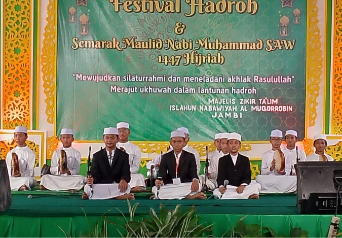 Tim Hadroh Shohibbul Muslimin MTsN 2 Kota Jambi Ikuti Festival Hadroh Tingkat Provinsi