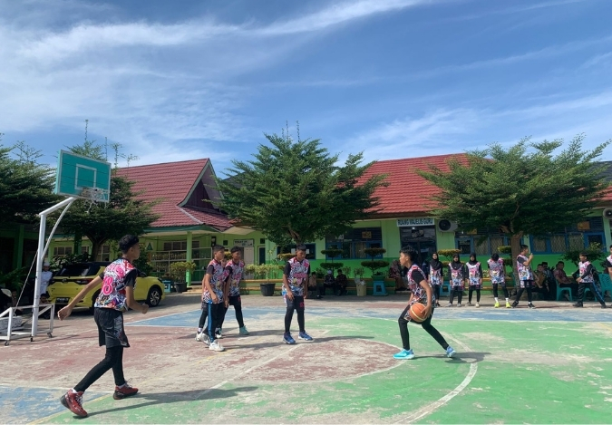 Ekskul MTsN 2 Kota Jambi Tampil Maksimal Meriahkan DEMOS MATSAMA 2025 Ekskul MTsN 2 Kota Jambi Tampil Maksimal Meriahkan DEMOS MATSAMA 2025