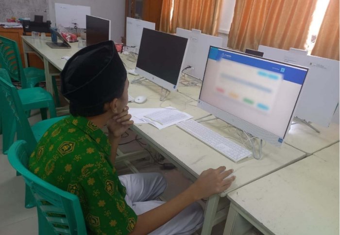 Hari Terakhir ANBK: MTsN 2 Kota Jambi Tutup Sesi 2 dengan Lancar