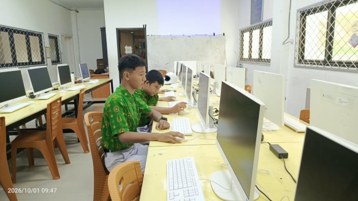 Menuju OMI Provinsi: Kontingen MTsN 2 Kota Jambi Ikuti Simulasi Intensif Menuju OMI Provinsi: Kontingen MTsN 2 Kota Jambi Ikuti Simulasi Intensif