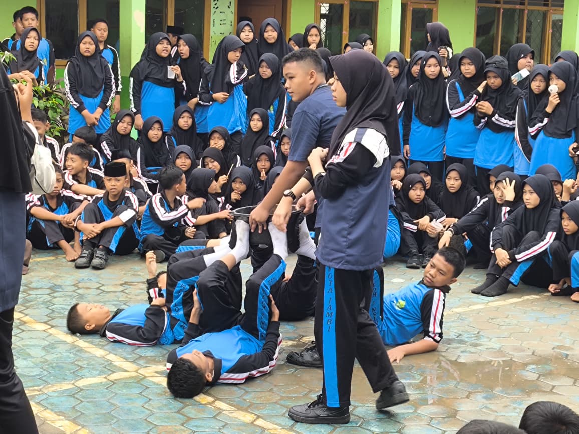 OSIM MTsN 2 Kota Jambi Gelar Lomba Unik Sambut HUT RI ke-80