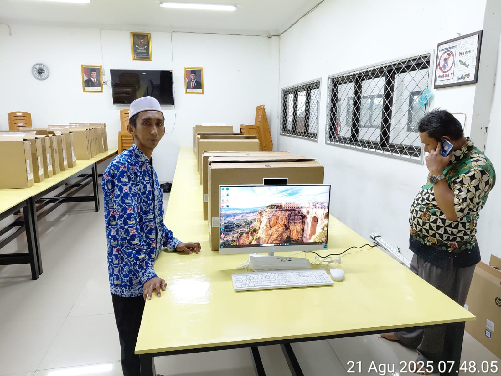 MTsN 2 Kota Jambi Tambah 32 Unit PC All-in-One di Laboratorium Komputer 3
