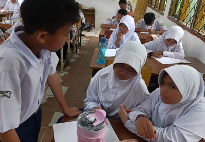 Mengakar dalam Logika, Tumbuh dalam Prestasi: Latihan Ekskul Olimpiade Matematika