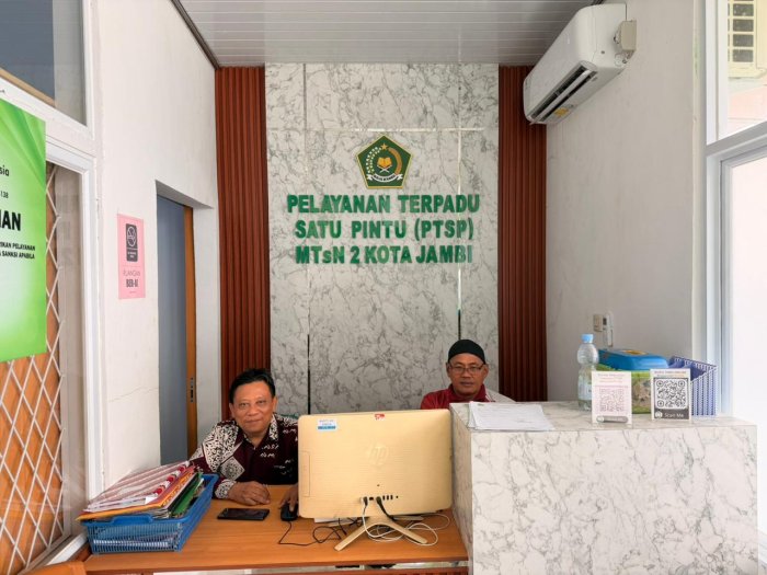 Tenaga Kependidikan #masandaPINTAR Tetap Semangat Beraktivitas di Awal Ramadan