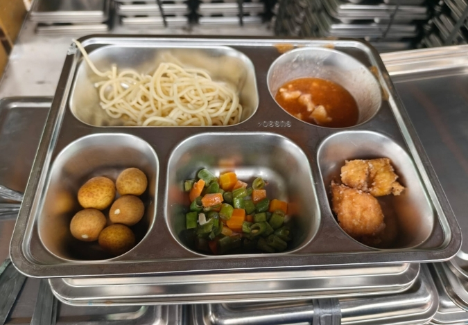 Spageti Temani Semangat Lomba Hari Santri di MTsN 2 Kota Jambi Spageti Temani Semangat Lomba Hari Santri di MTsN 2 Kota Jambi