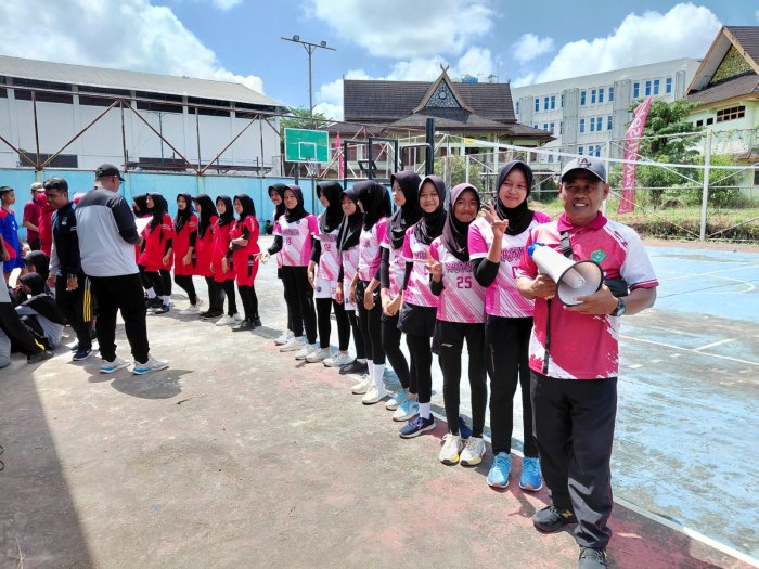 Tim Voli Putri MTsN 2 Kota Jambi Lolos ke Babak Berikutnya di Aksioma ke-2: Semangat Tinggi di Lapangan UIN STS Jambi