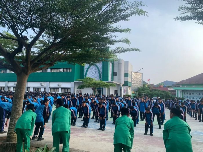 Membangun Budaya Sehat di Lingkungan Pendidikan