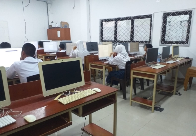 Ujian Tanpa Kertas: Kelas 9K Asesmen Formatif Informatika Secara Digital