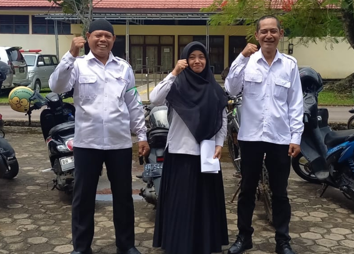 Dengan Doa dan Harapan, 4 Pejuang MTsN 2 Kota Jambi Ikuti SKT PPPK Tahap II Dengan Doa dan Harapan, 4 Pejuang MTsN 2 Kota Jambi Ikuti SKT PPPK Tahap II