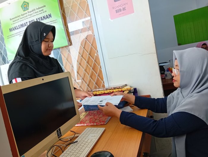 Optimalisasi PTSP: Beri Kemudahan Layanan Legalisir Dokumen untuk Alumni
