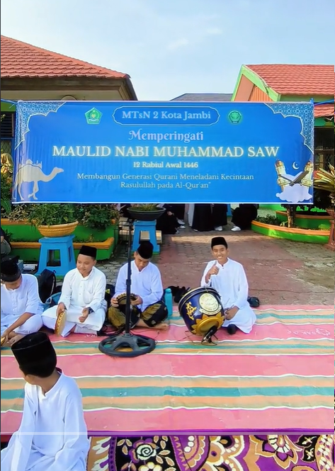 Peringatan Mualid Nabi di MTsN 2 Kota Jambi