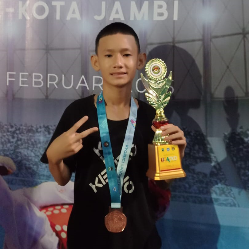 Kevin Jaya Rizdan, Semangat Baja di Kejuaraan Taekwondo