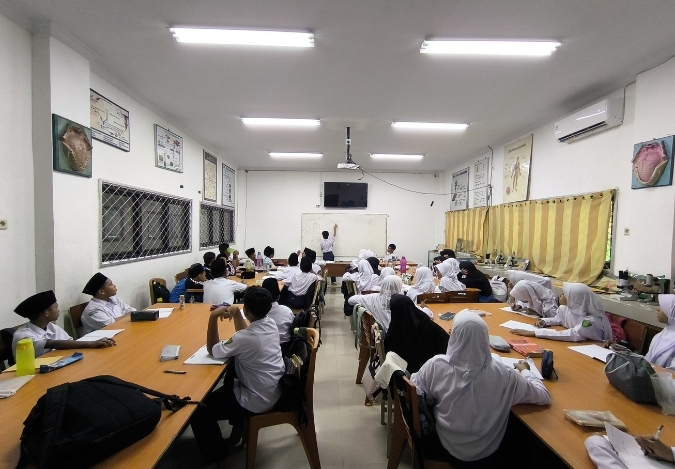 Phytagoras Jadi Materi di Latihan Rutin Ekskul Olimpiade Matematika