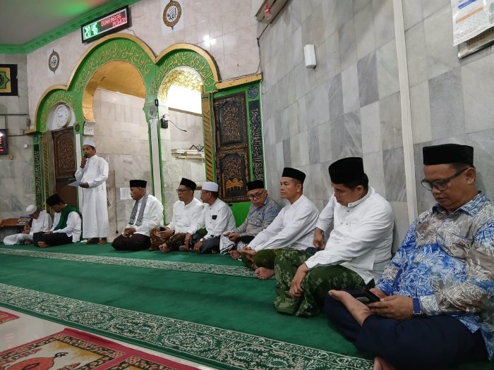 Drs. Ahmad Syukri: Safari Ramadhan Momentum Kebersamaan dan Ketakwaan Drs. Ahmad Syukri: Safari Ramadhan Momentum Kebersamaan dan Ketakwaan