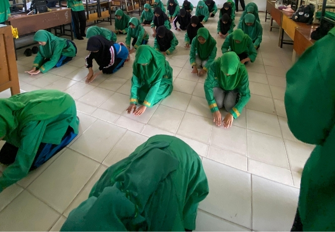 Ekskul Tari MTsN 2 Kota Jambi Latih Tari Persembahan Ekskul Tari MTsN 2 Kota Jambi Latih Tari Persembahan