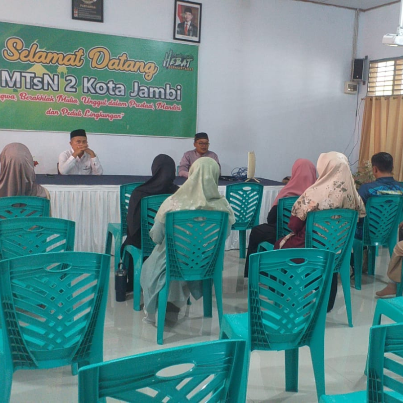 Rapat Koordinasi Panitia SPMB MTsN 2 Kota Jambi Bahas Evaluasi dan Persiapan Penutupan Pendaftaran