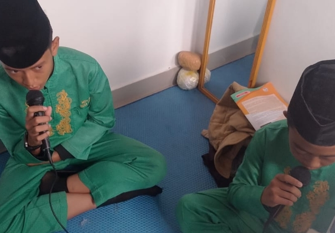 Meski Gerimis, Pembacaan Yasin di MTsN 2 Kota Jambi Tetap Khusyuk di Kelas Masing-Masing