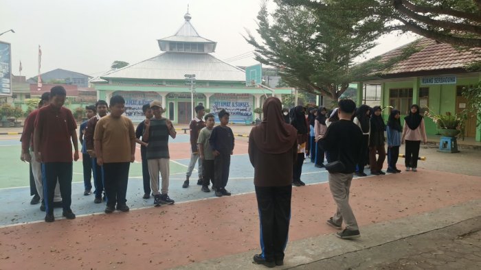 Siapkan Performa Terbaik: Drumband Gandara Mahardhika Gelar Latihan Rutin