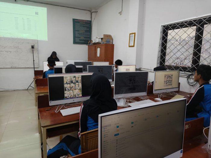 Siswa Kelas 9 Laksanakan Ujian Susulan Informatika