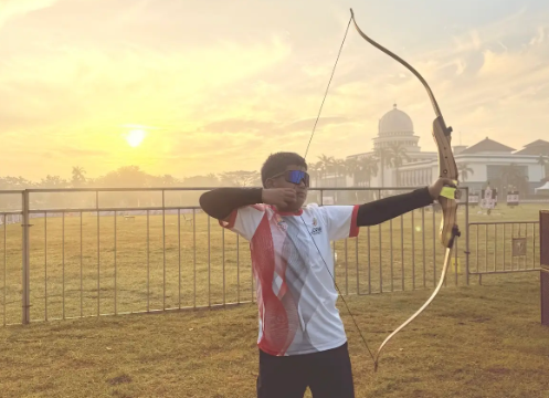 M. Dava Al Hidayah Raih Juara 3 Panahan di FORNAS VIII NTB 2025