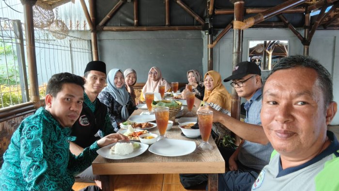 MGMP Bahasa Arab Kota Jambi: Menutup Semester, Membuka Harapan Baru