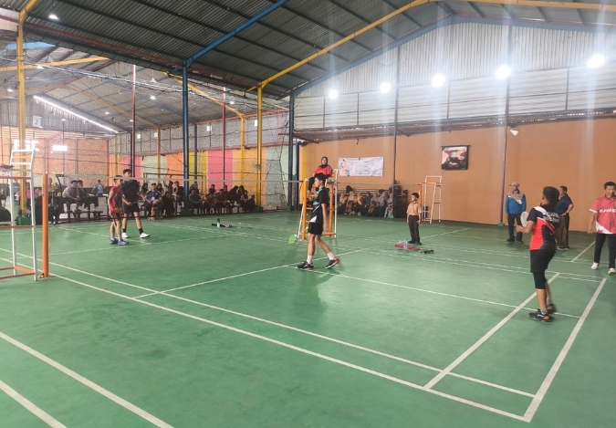 Ganda Putra MTsN 2 Kota Jambi Raih Juara 2 di Cabang Badminton Hari Ketiga Aksioma