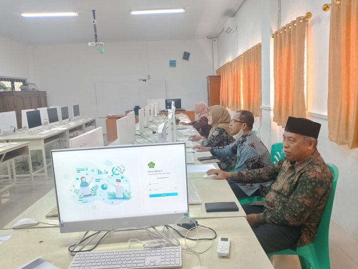 KKRA dan Pengawas Ikuti Hari Keempat AKGTK 2026 di MTsN 2 Kota Jambi KKRA dan Pengawas Ikuti Hari Keempat AKGTK 2026 di MTsN 2 Kota Jambi