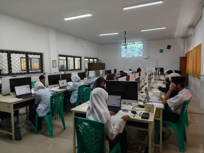 Dukung Agenda Kemenag, MTsN 2 Kota Jambi Ikut Kawal Pelaksanaan OMI 2026