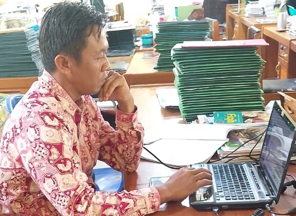 MTsN 2 Kota Jambi Gunakan RDM untuk Pengisian Nilai Rapor