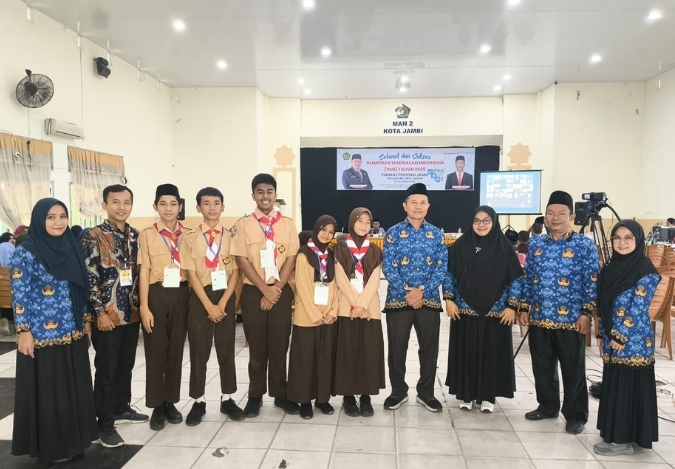 Langkah Pembuka Menuju Prestasi: MTsN 2 Kota Jambi Hadiri Pembukaan OMI
