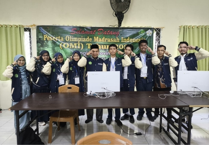 Hari Penentuan, Siswa MTsN 2 Kota Jambi Berjuang di OMI Tingkat Provinsi Hari Penentuan, Siswa MTsN 2 Kota Jambi Berjuang di OMI Tingkat Provinsi