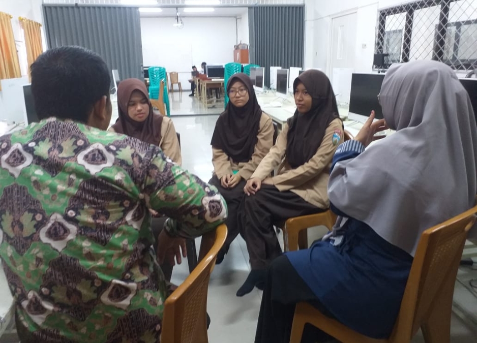 Menuju Classmeeting: OSIM Kumpulkan Ide, Pembina Beri Bekal Menuju Classmeeting: OSIM Kumpulkan Ide, Pembina Beri Bekal