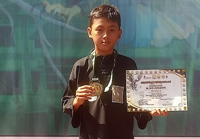 M. Gio Junianto Berjaya di Ajang Pencak Silat Tingkat Provinsi M. Gio Junianto Berjaya di Ajang Pencak Silat Tingkat Provinsi