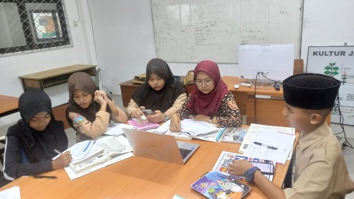 Siswa MTsN 2 Kota Jambi Mantapkan Persiapan Jelang OSN-K 2026 Siswa MTsN 2 Kota Jambi Mantapkan Persiapan Jelang OSN-K 2026