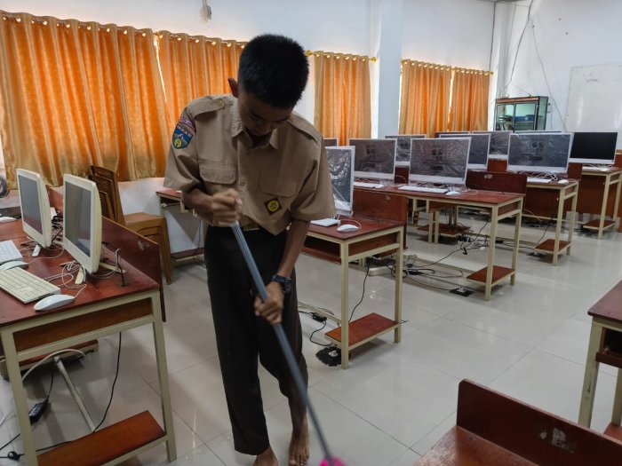 Kesadaran Siswa Menjaga Kebersihan, Harapan MTsN 2 Kota Jambi