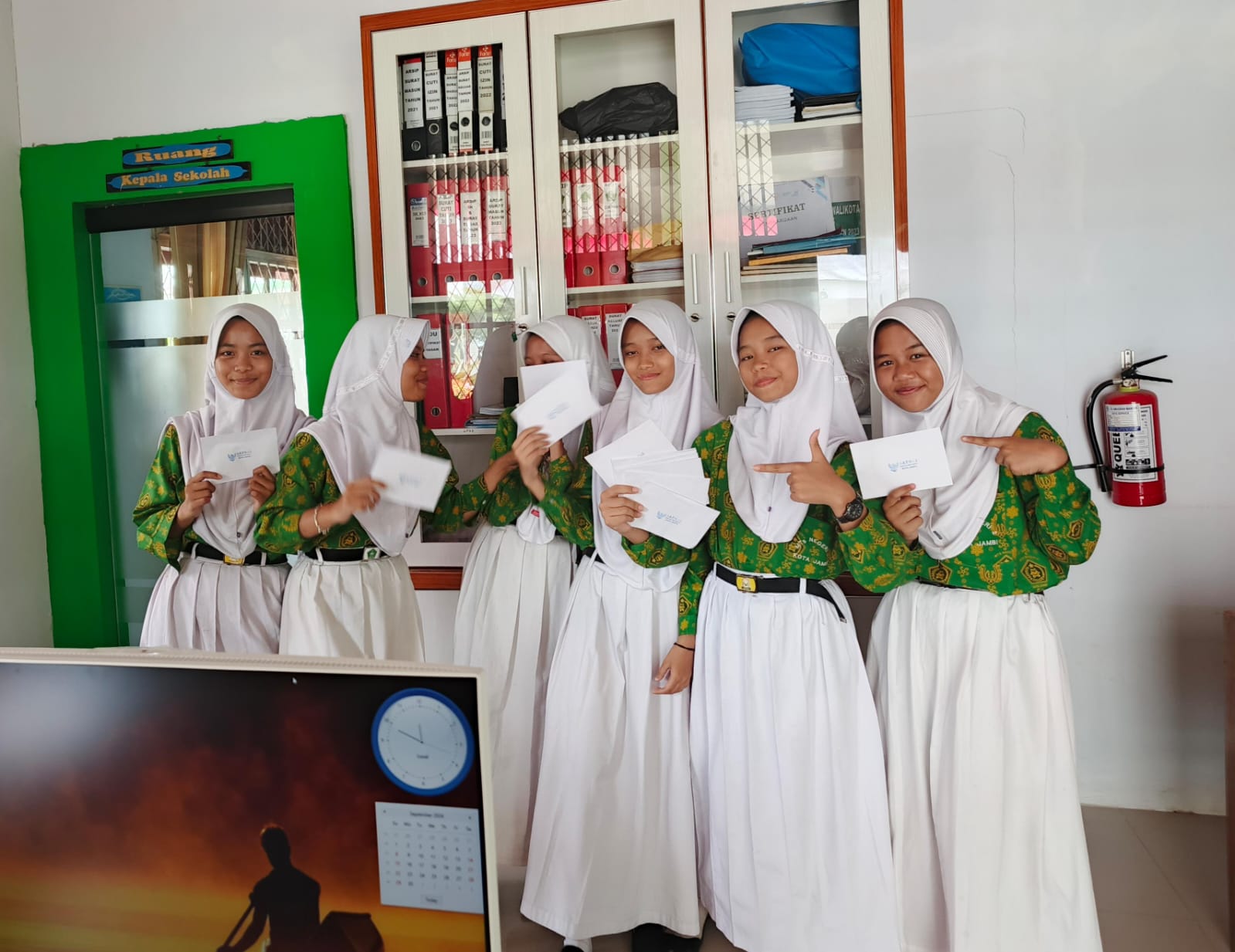 Bantuan Biaya Pendidikan