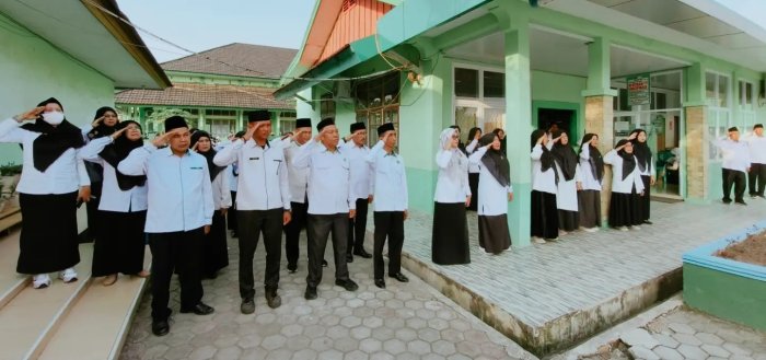 Tindak Lanjuti Instruksi Kemenag, Penataan Dokumen Kurikulum MTsN 2 Kota Jambi Dimulai