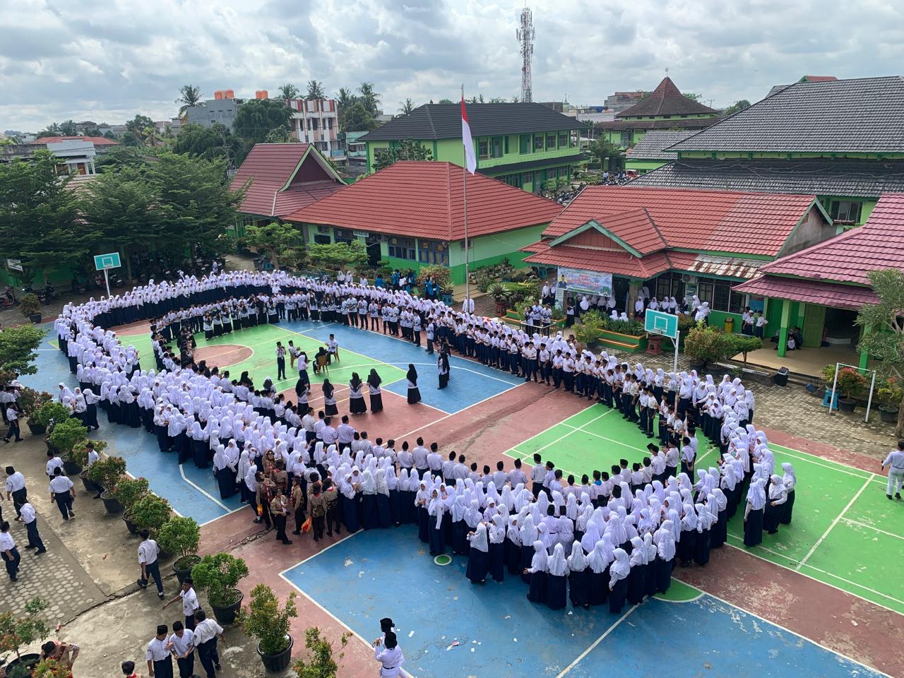 Upacara Peringatan Hari Guru Nasional, Guru Berdaya, Indonesia Jaya  Senin, 25 November 2024 (Zona Integritas)