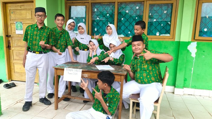 Antusiasme Siswa MTsN 2 Kota Jambi di Pendaftaran Pengurus OSIM 2026-2027