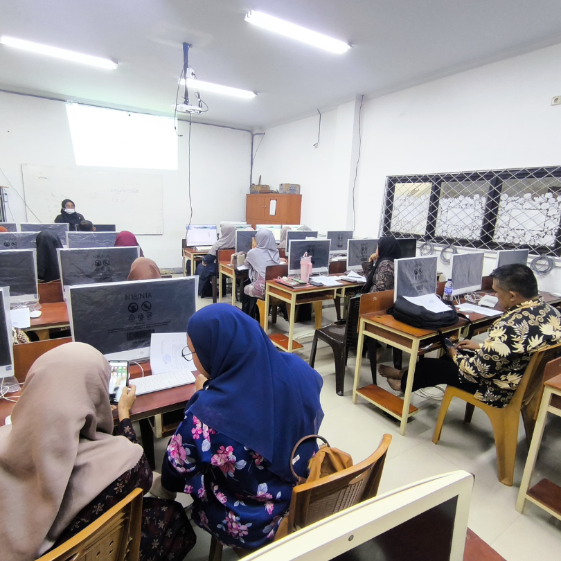 Simulasi Pengawas CBT SPMB MTsN 2 Kota Jambi, Persiapan Demi Ujian Lancar!