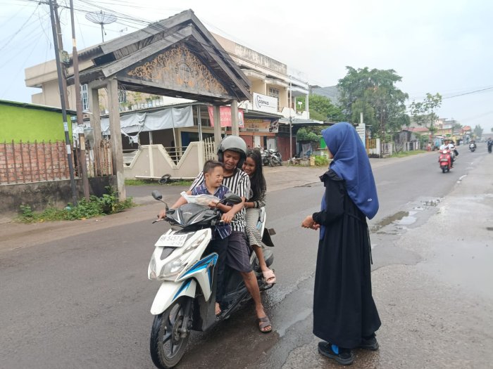 Berbagi Berkah Ramadhan: Ekstravaganza MTsN 2 Kota Jambi Hadirkan Senyuman