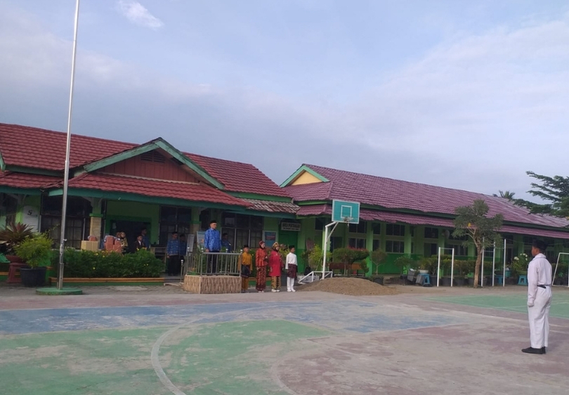 Dengan Semangat 80 Tahun Indonesia, MTsN 2 Kota Jambi Gelar Upacara Bendera Dengan Semangat 80 Tahun Indonesia, MTsN 2 Kota Jambi Gelar Upacara Bendera