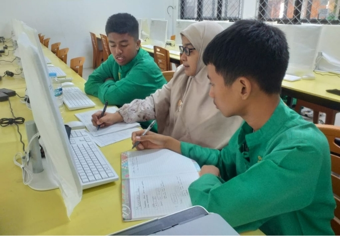 Menuju Prestasi: Tim Matematika MTsN 2 Kota Jambi Intensif Persiapan Hadapi OMI Provinsi Menuju Prestasi: Tim Matematika MTsN 2 Kota Jambi Intensif Persiapan Hadapi OMI Provinsi