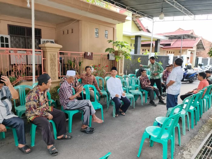 Keluarga Besar MTsN 2 Kota Jambi Kembali Hantar Doa di Walimatusshafar untuk Rekan Guru