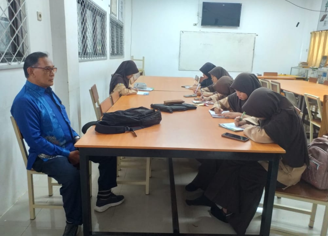 Seleksi Tahap Kedua Bidang IPS, MTsN 2 Kota Jambi Menuju OSN 2025