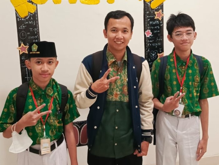 KOMET XVI 2026: Dua Siswa MTsN 2 Kota Jambi Berhasil Lolos ke Babak Final