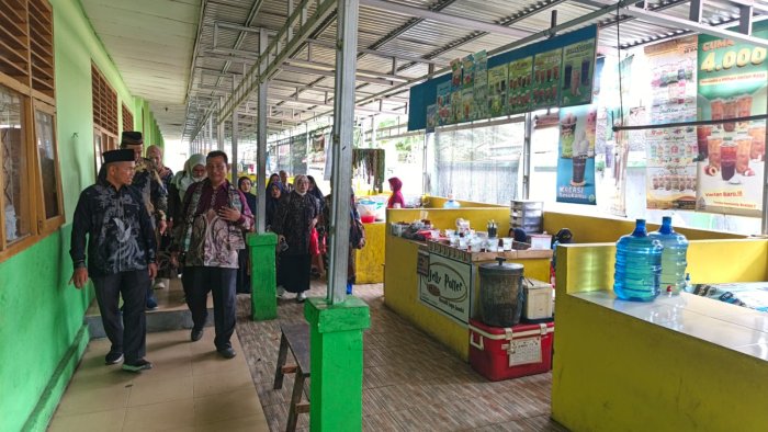 Tim Kemenag Kota Batam Tinjau Fasilitas MTsN 2 Kota Jambi: Dari Kantin Sejahtera hingga Perpustakaan