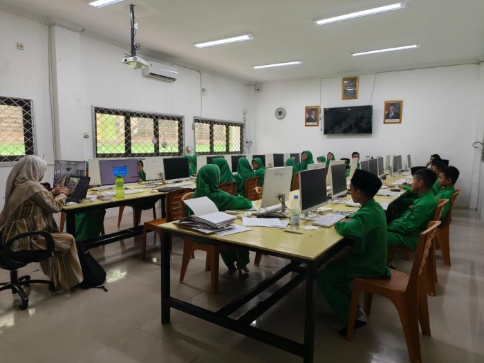 Gedung Lab Terpadu MTsN 2 Kota Jambi Kembali Hidup Pasca-PJJ